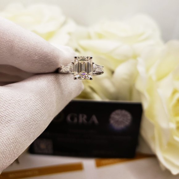 14K White Gold Trilogy 3 Carats Emerald & Tapered Moissanite Engagement Ring - Picture 10 of 13